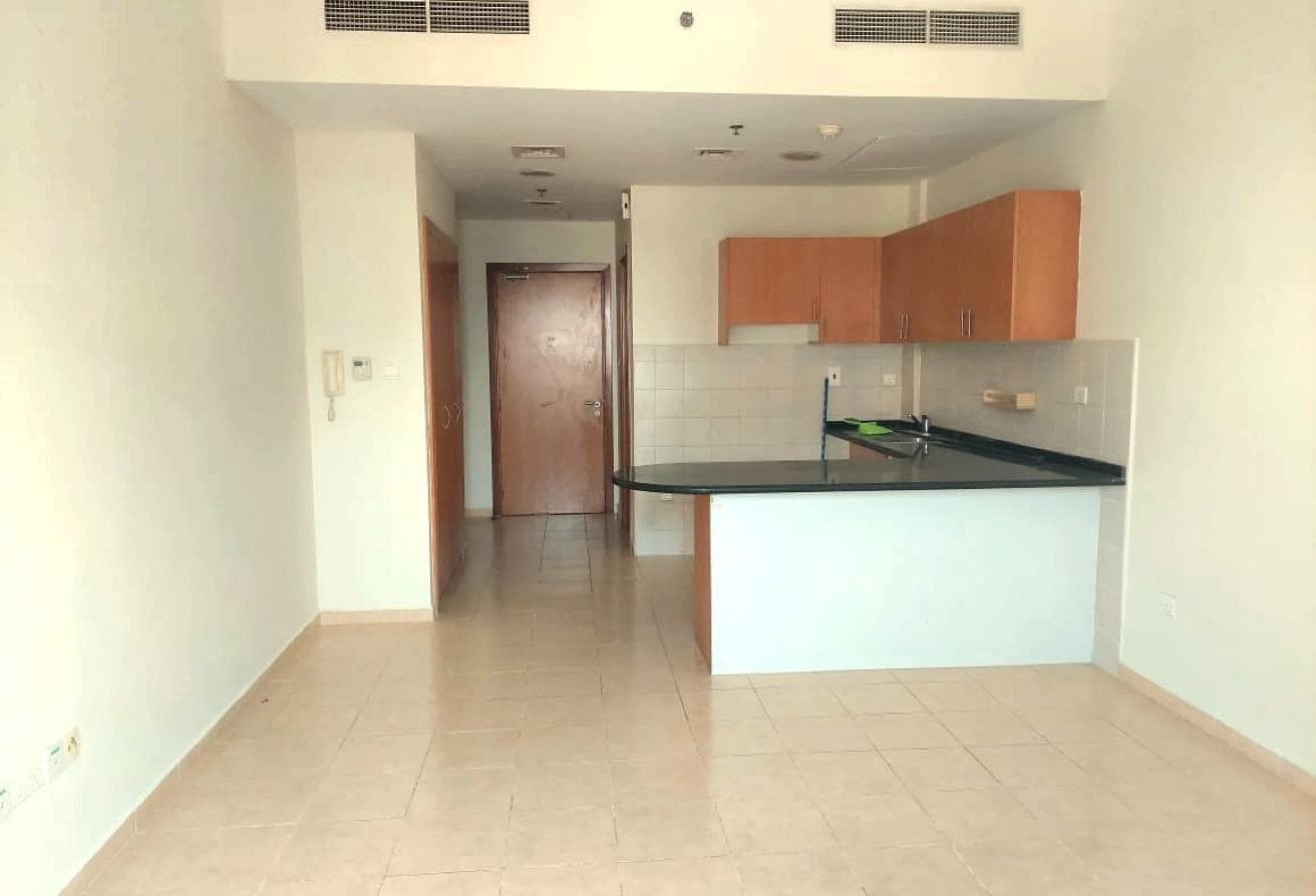 Serene Studio | Vacant | Ideal community — photo 1
